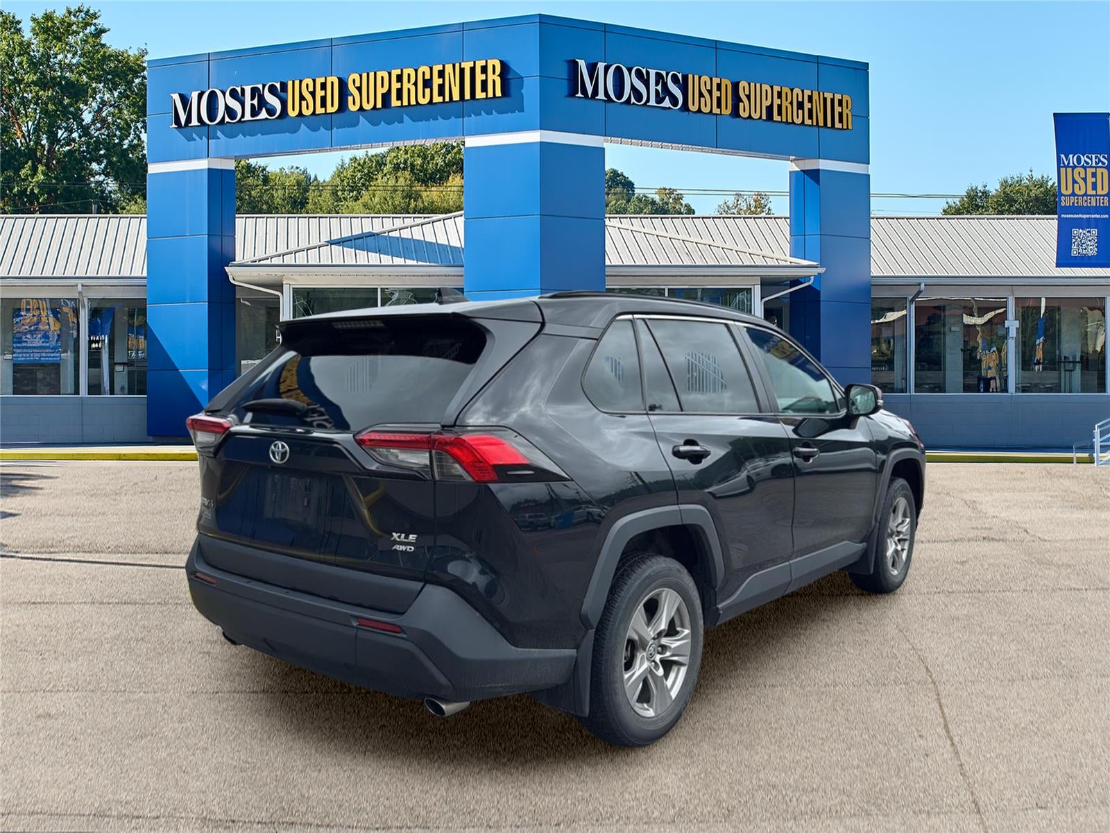 2023 Toyota RAV4 XLE