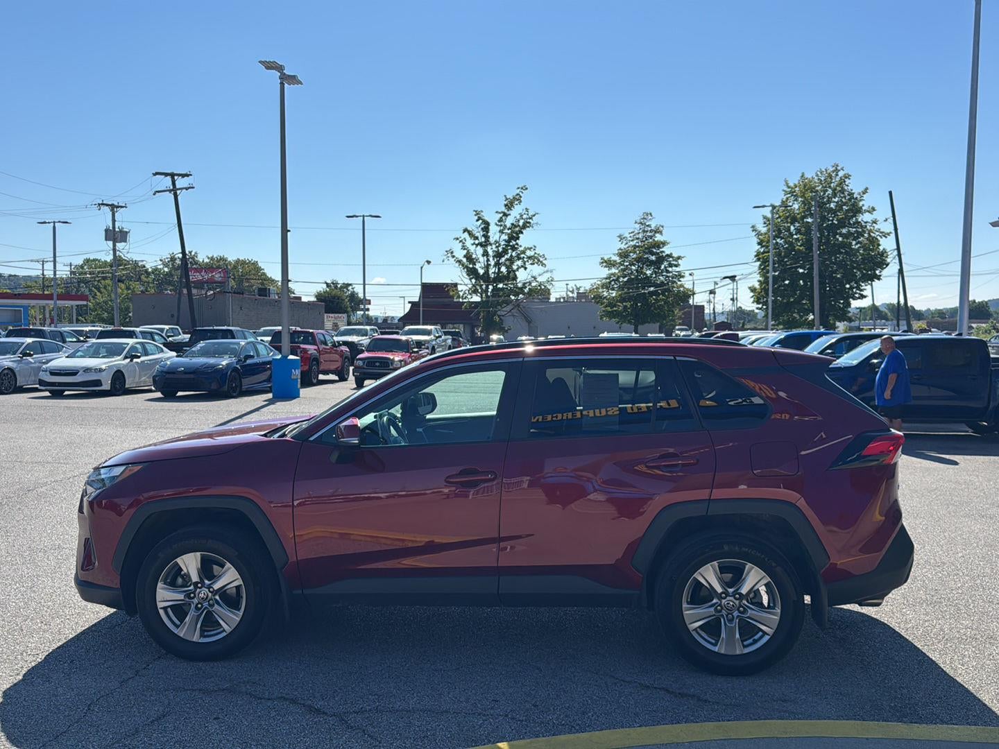 2023 Toyota RAV4 XLE