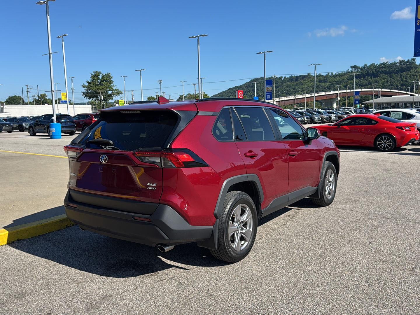 2023 Toyota RAV4 XLE