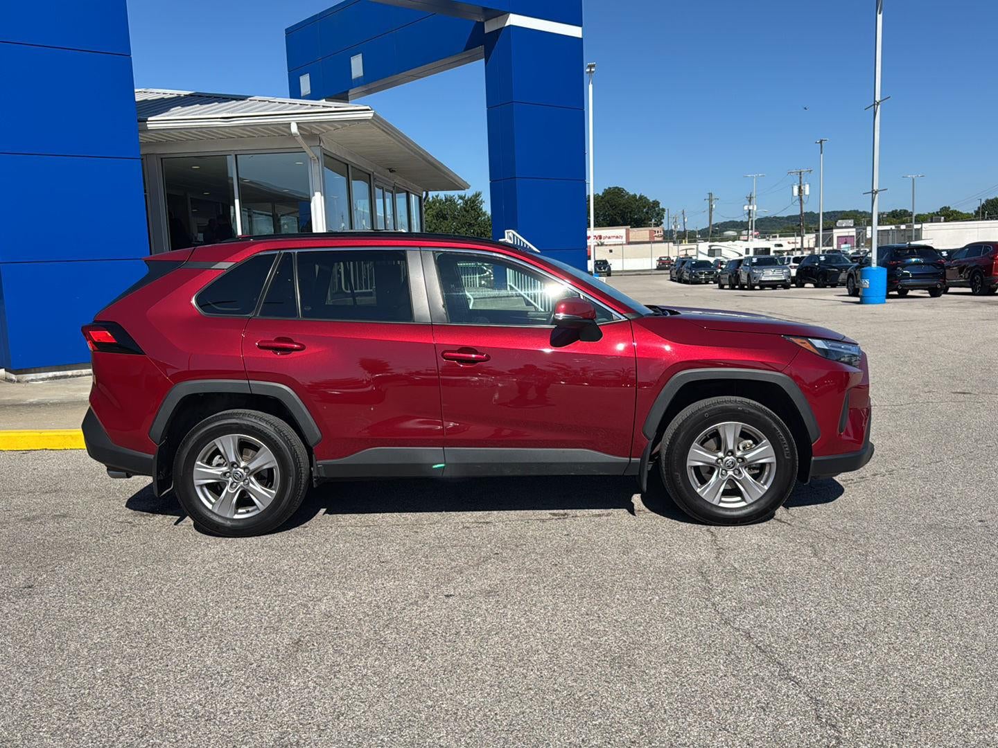 2023 Toyota RAV4 XLE