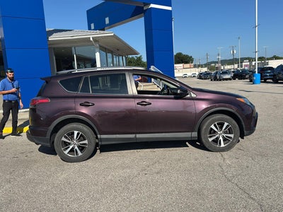 2017 Toyota RAV4 XLE