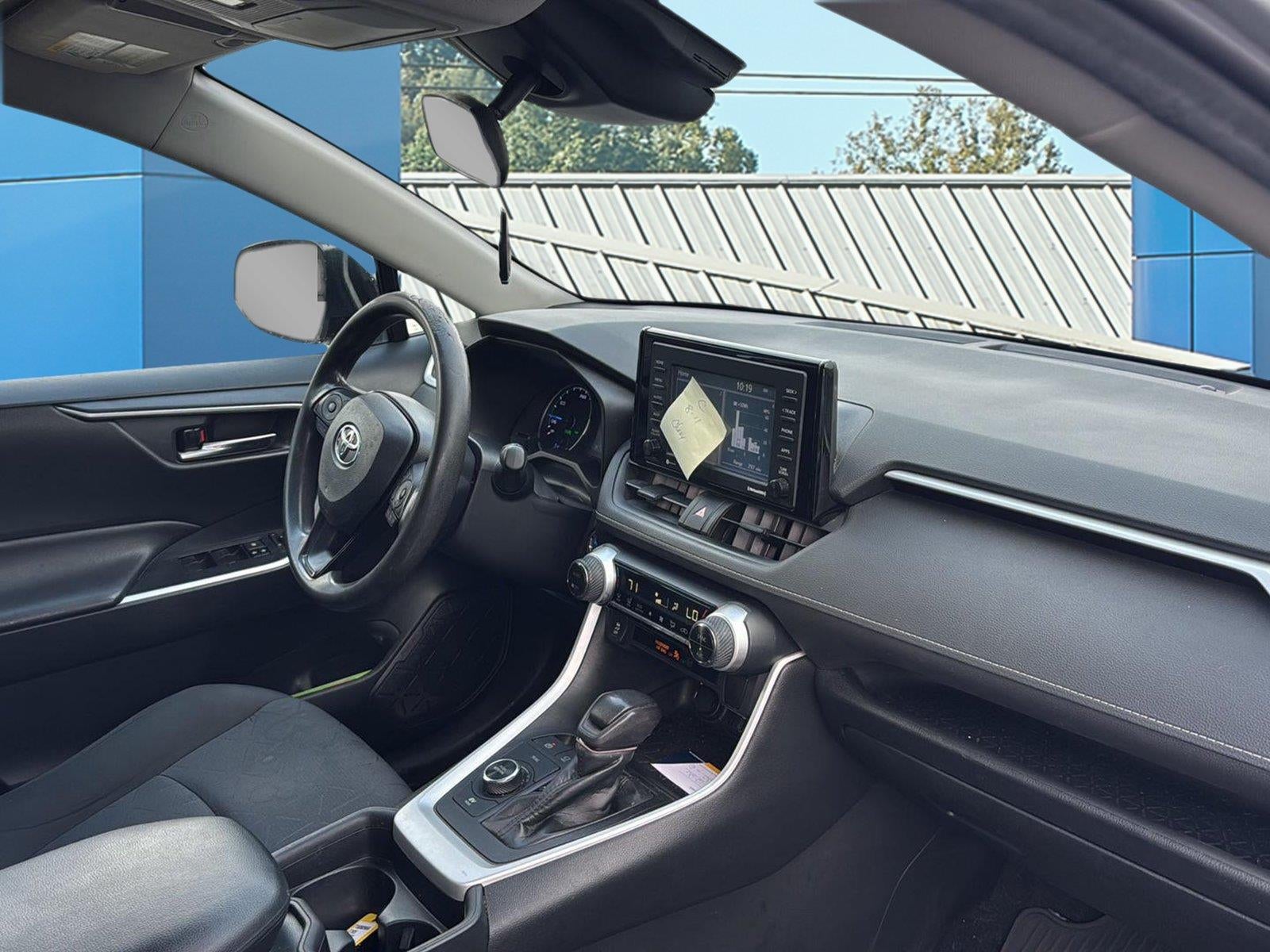2020 Toyota RAV4 Hybrid XLE