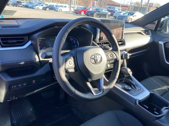 2024 Toyota RAV4 Hybrid SE