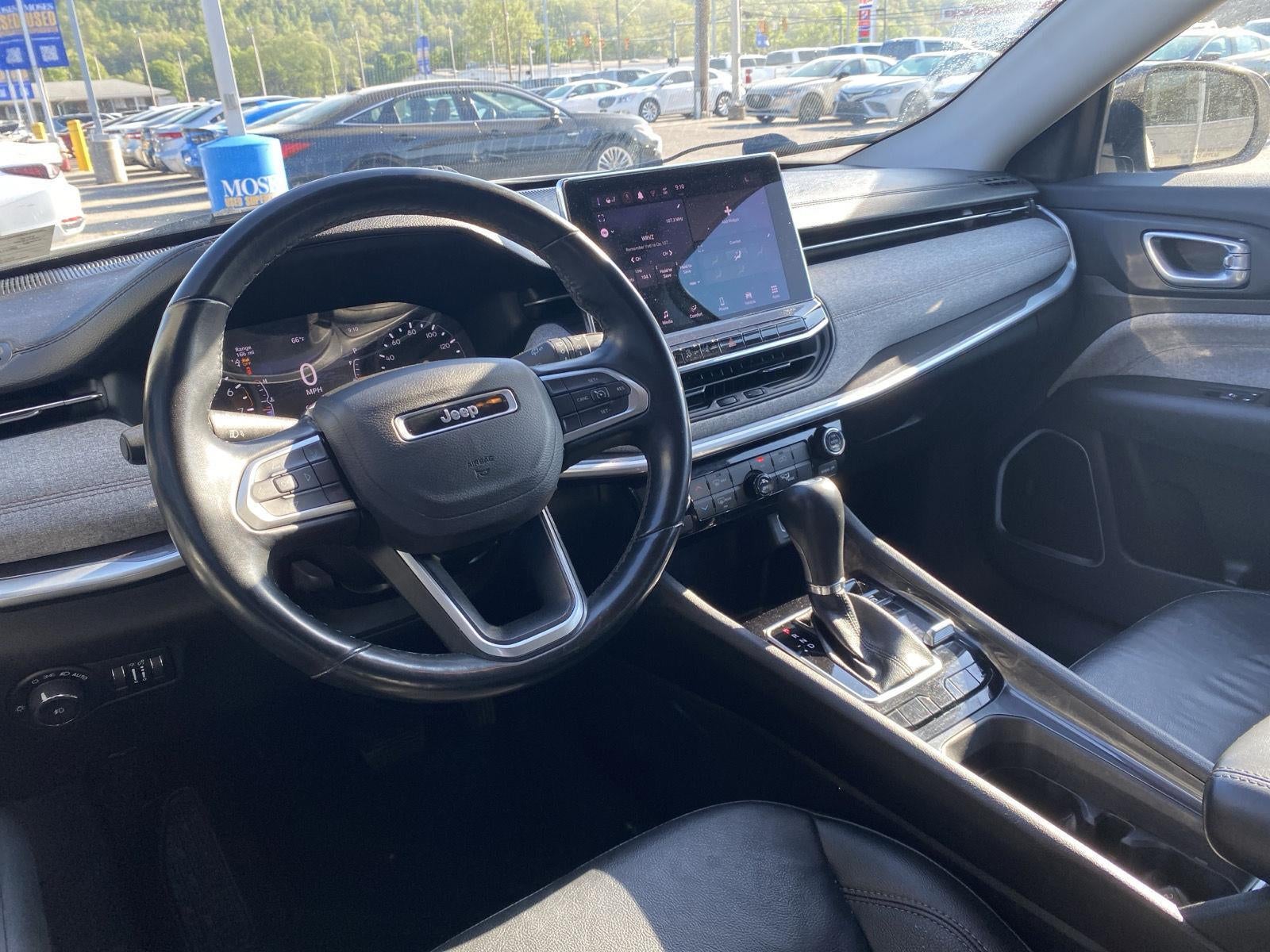 2022 Jeep Compass Latitude Lux