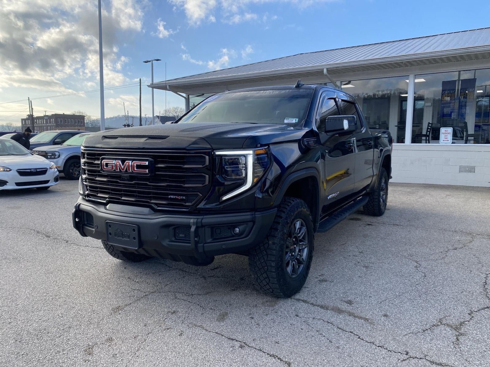2025 GMC Sierra 1500 AT4X
