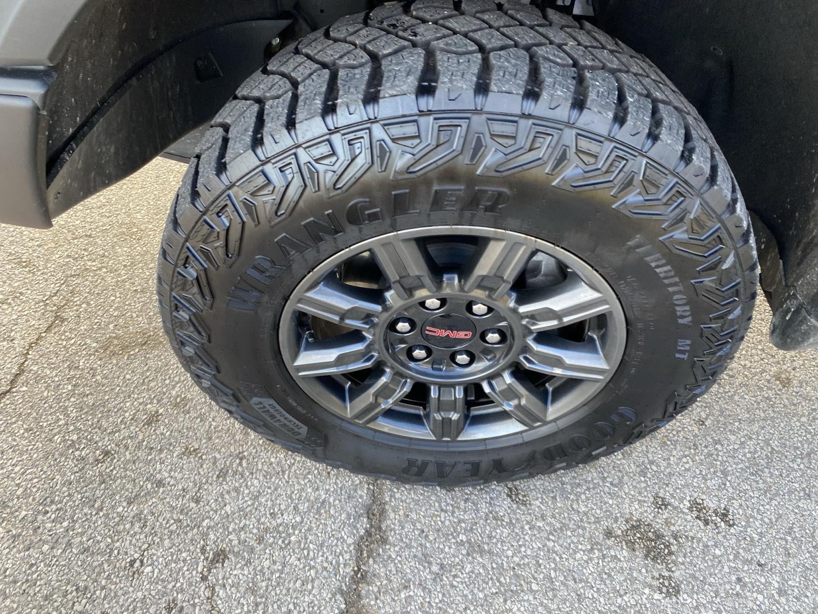 2025 GMC Sierra 1500 AT4X