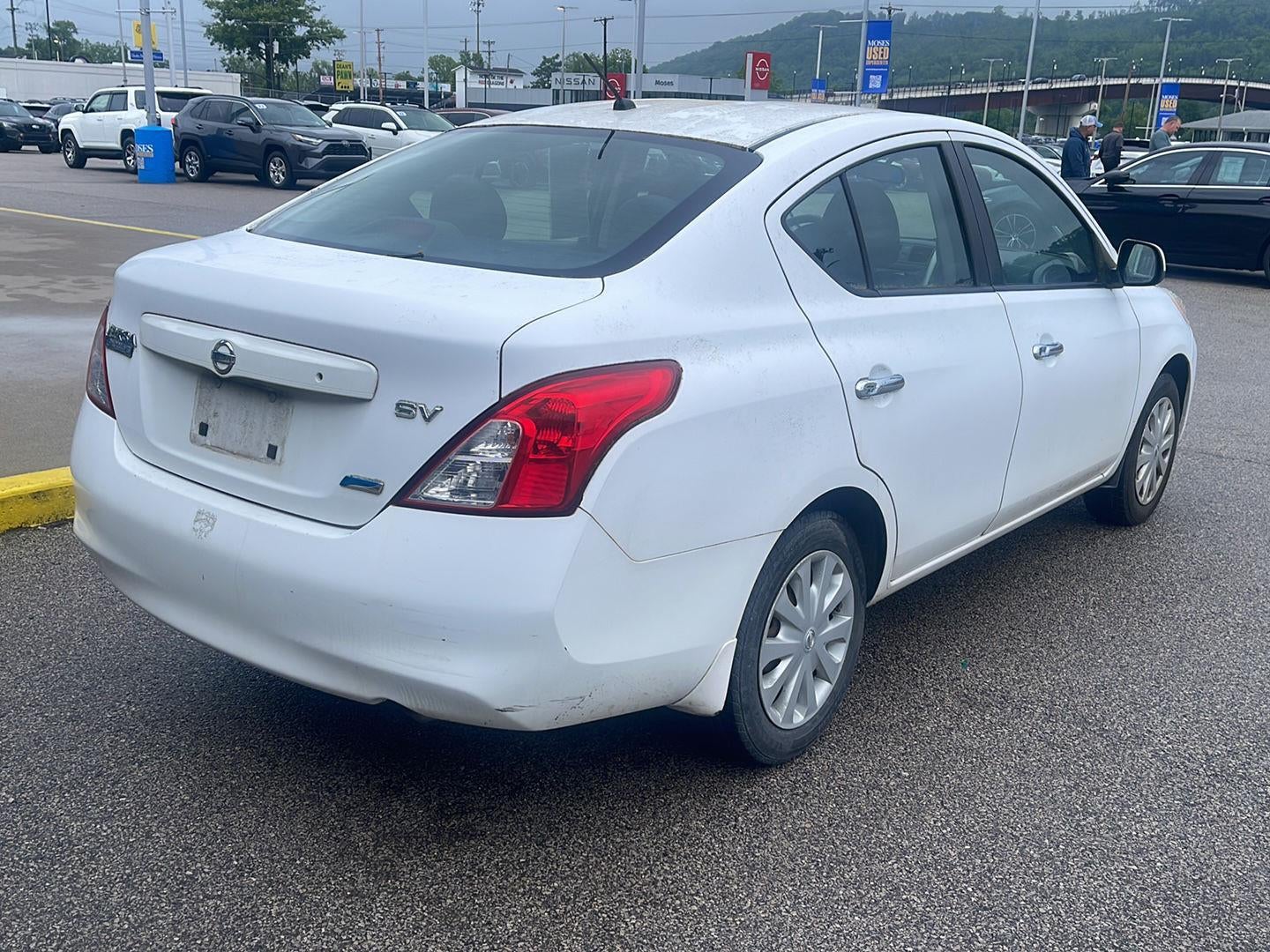 2012 Nissan Versa SV