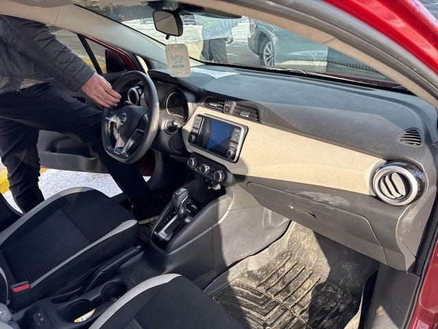 2021 Nissan Versa 1.6 SV