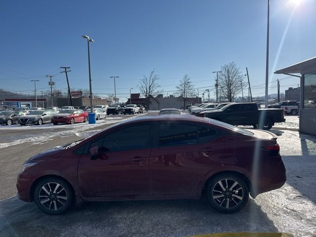 2021 Nissan Versa 1.6 SV
