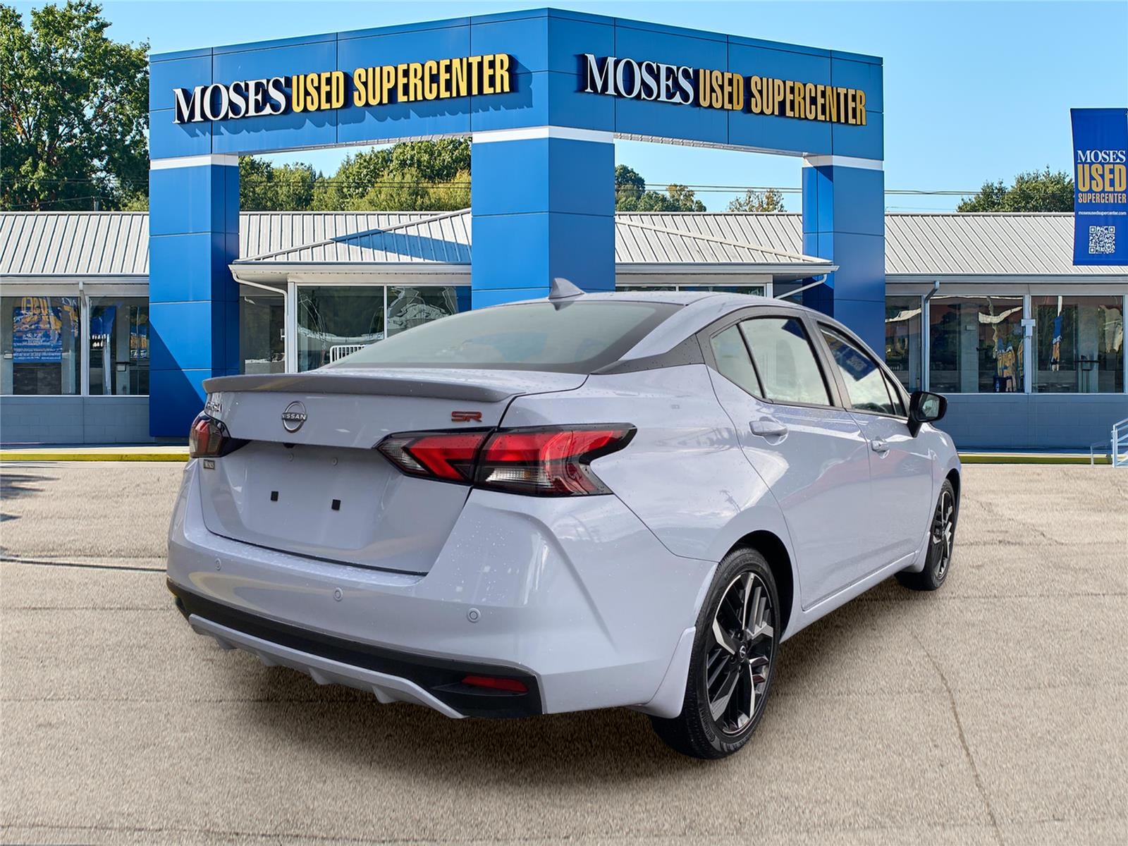 2025 Nissan Versa SR