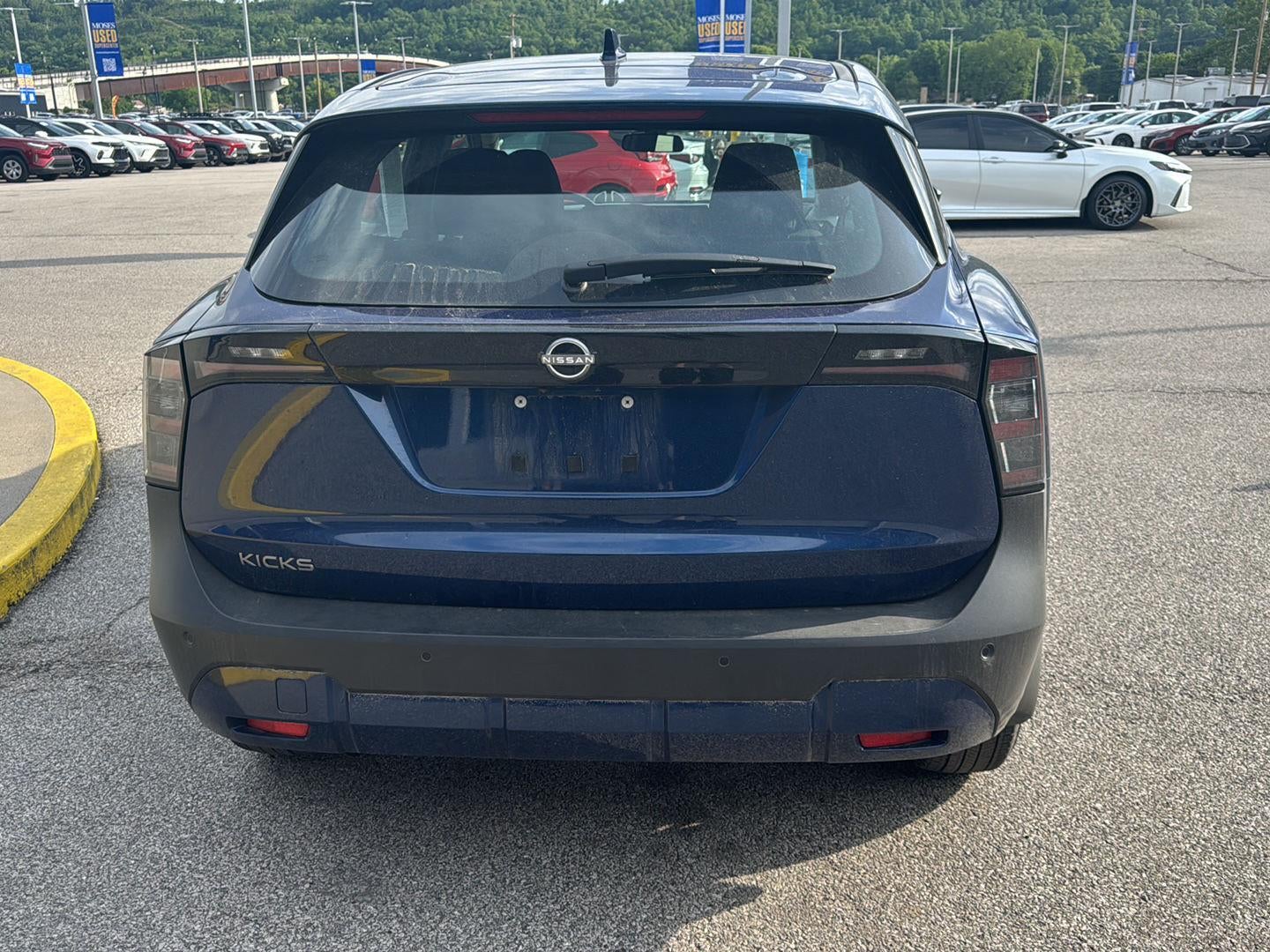 2025 Nissan Kicks S