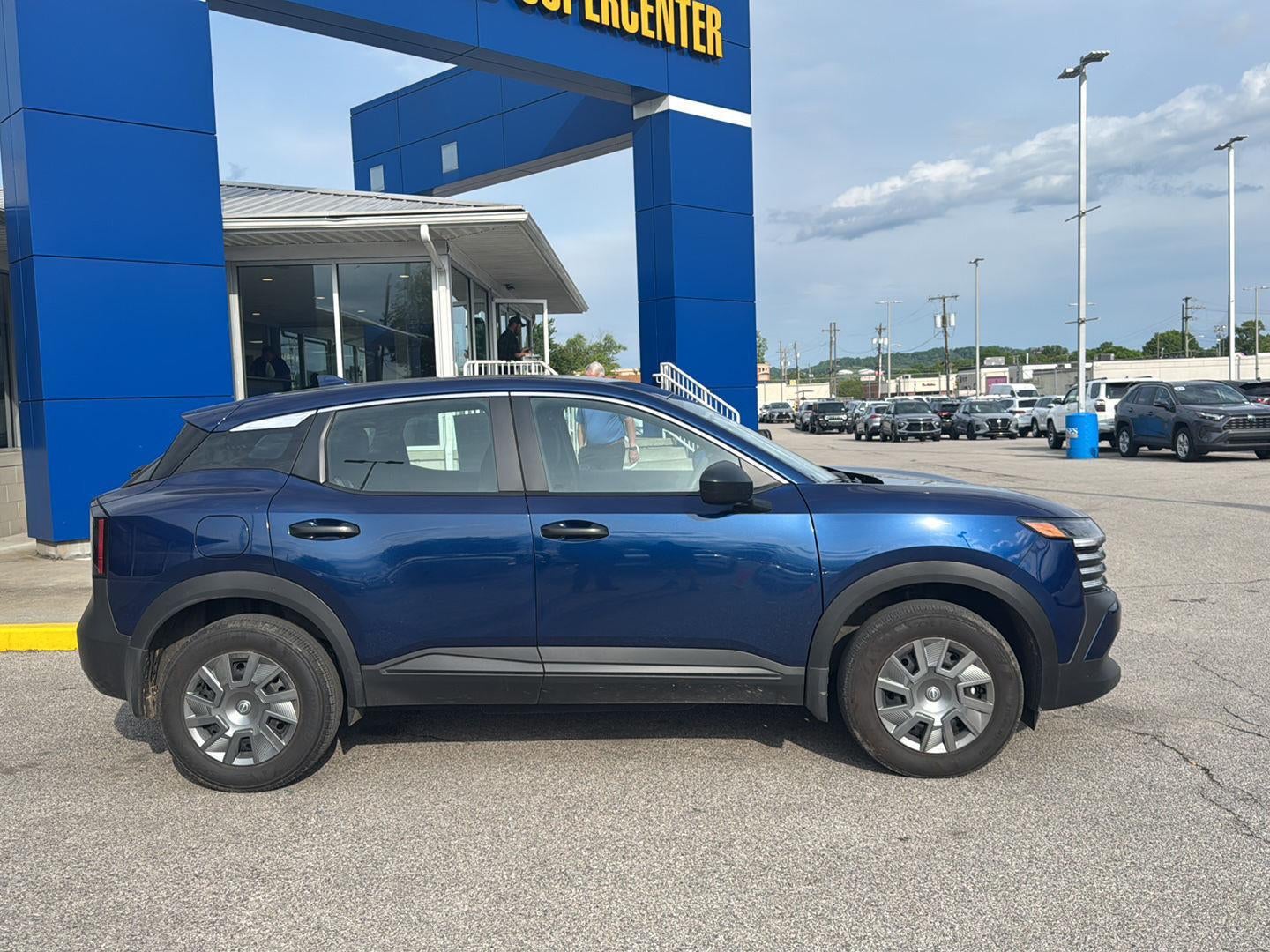 2025 Nissan Kicks S
