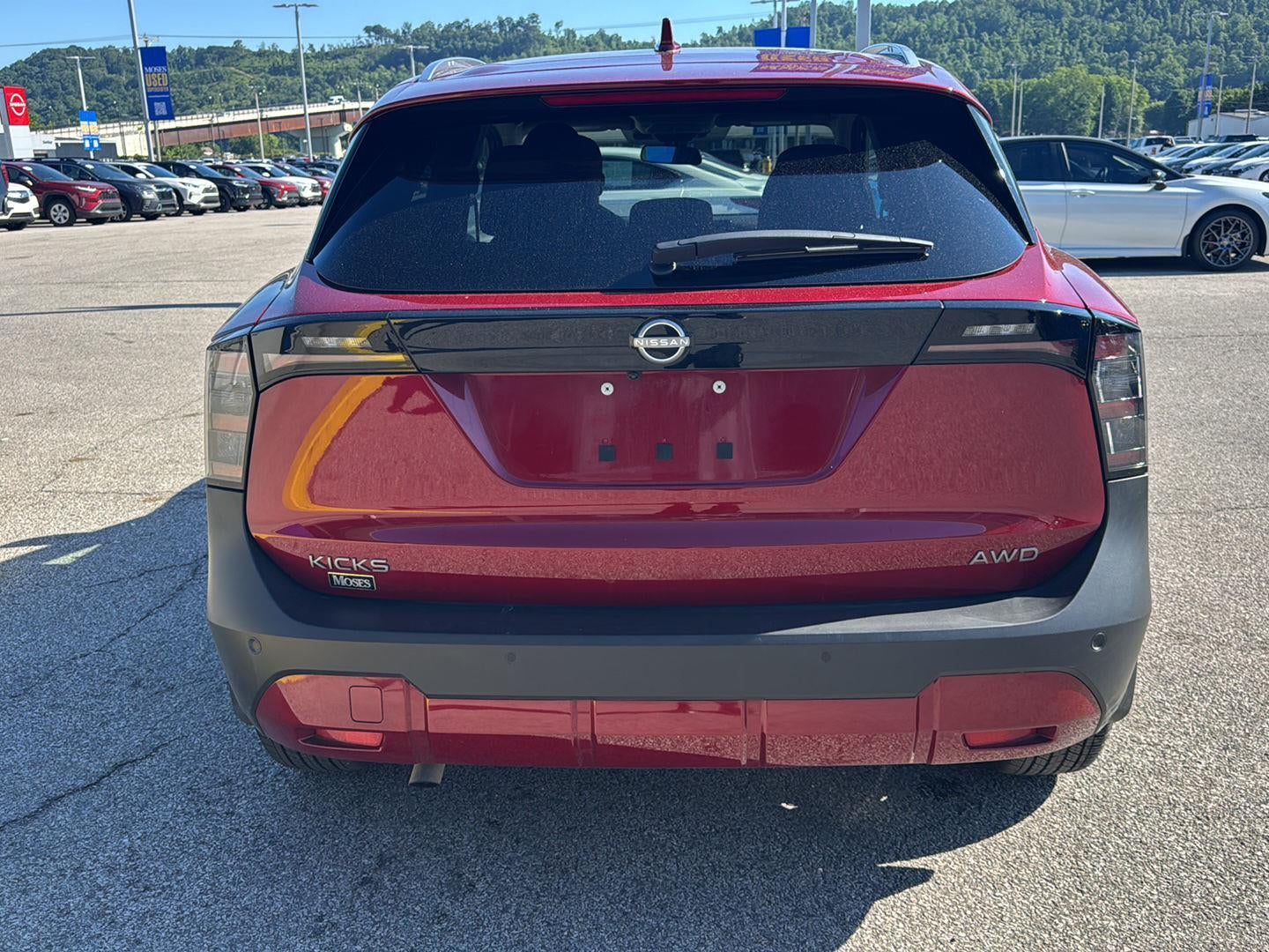 2025 Nissan Kicks SV