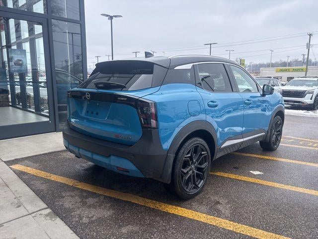 2025 Nissan Kicks SR