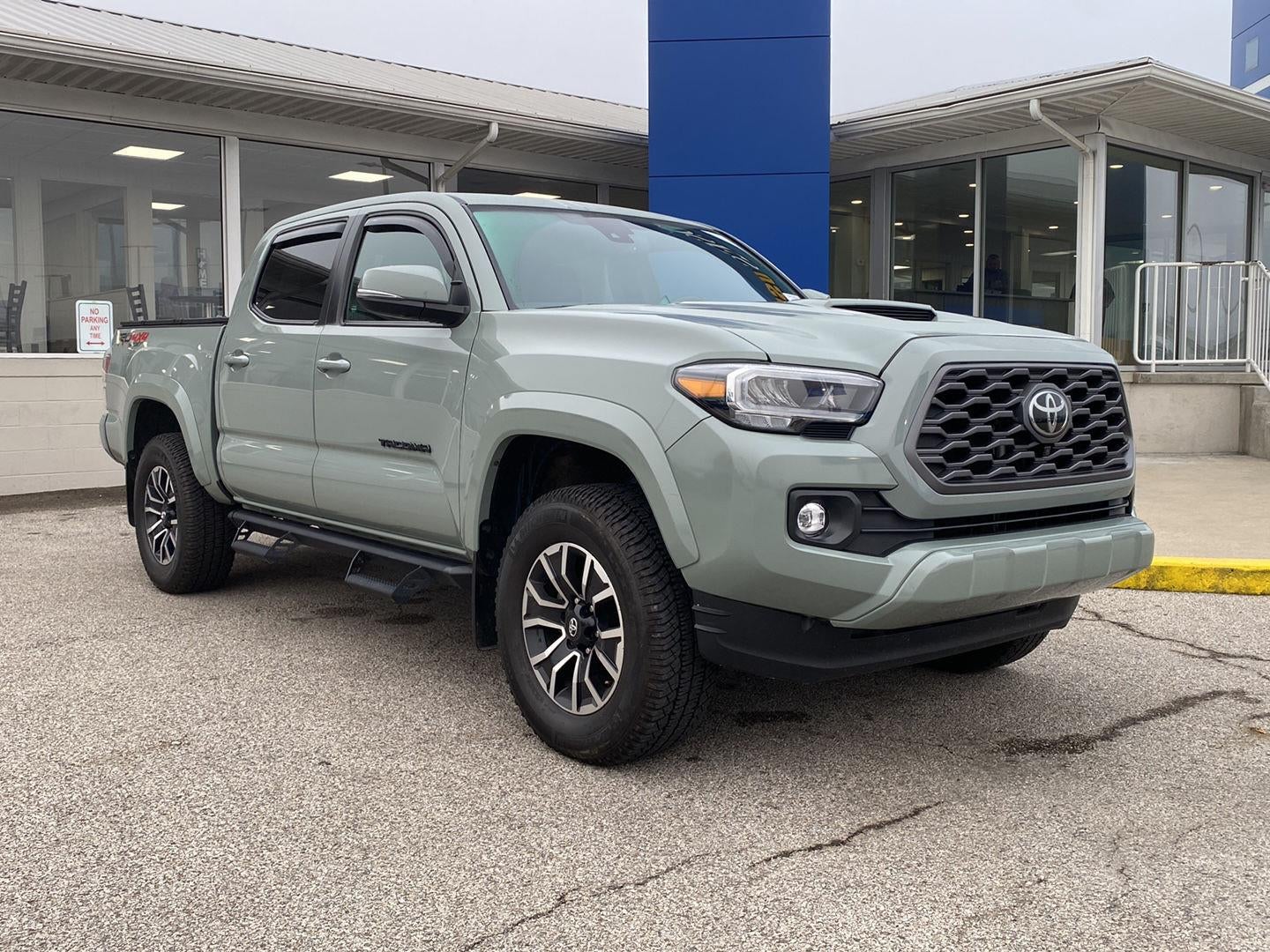 2022 Toyota Tacoma TRD Sport