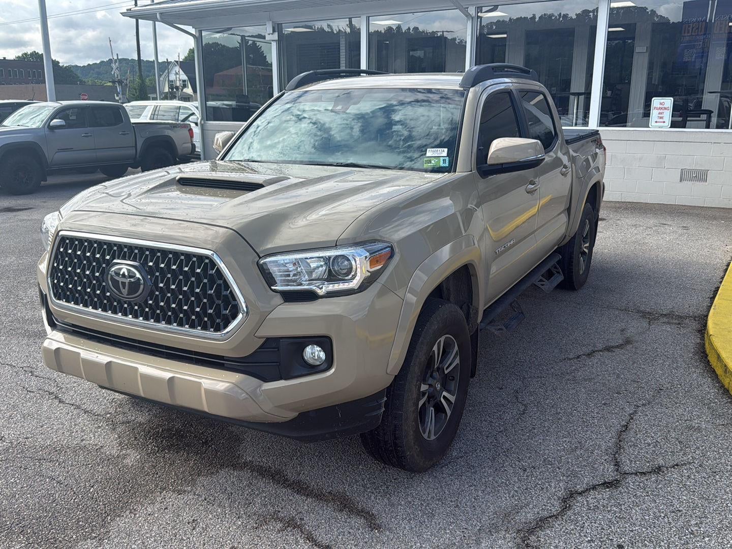2019 Toyota TACOMA 4WD Base