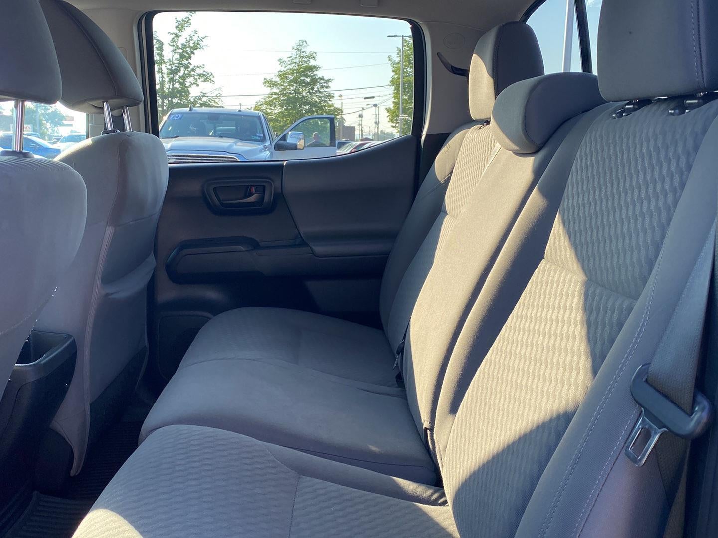 2022 Toyota Tacoma SR V6