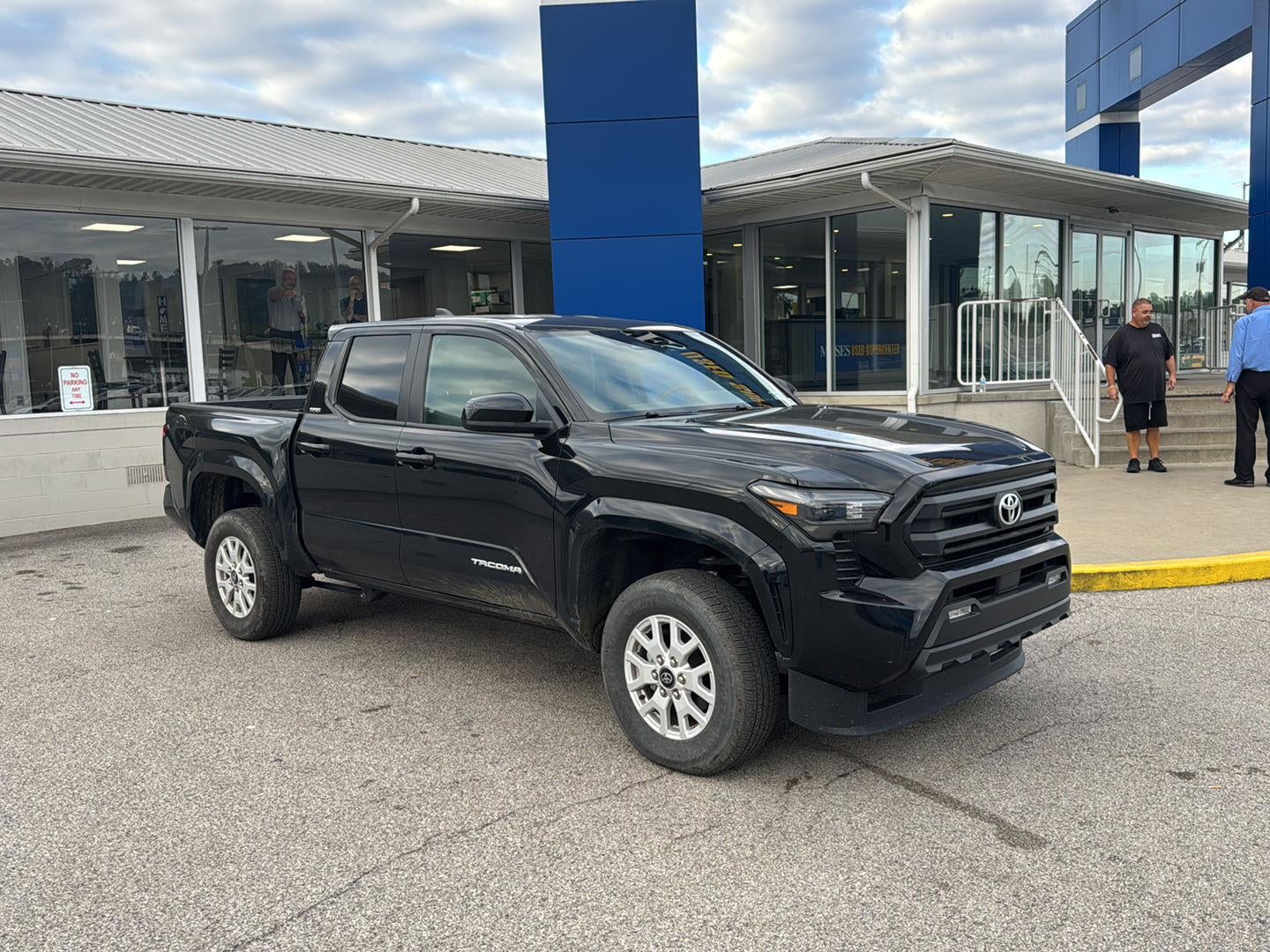 2024 Toyota Tacoma SR5