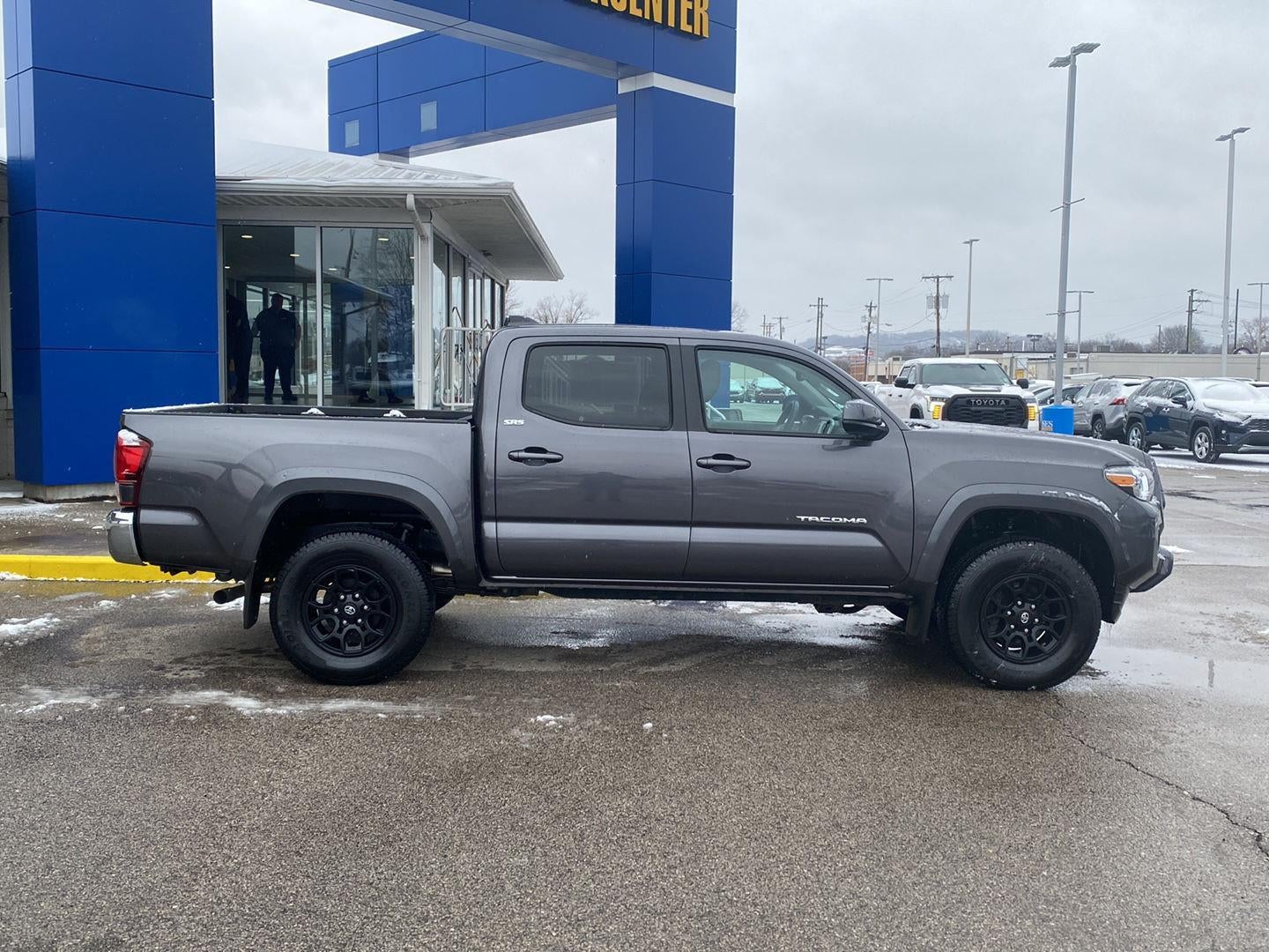 2022 Toyota Tacoma SR5 V6