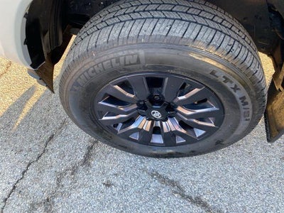 2023 Toyota Tacoma Limited V6