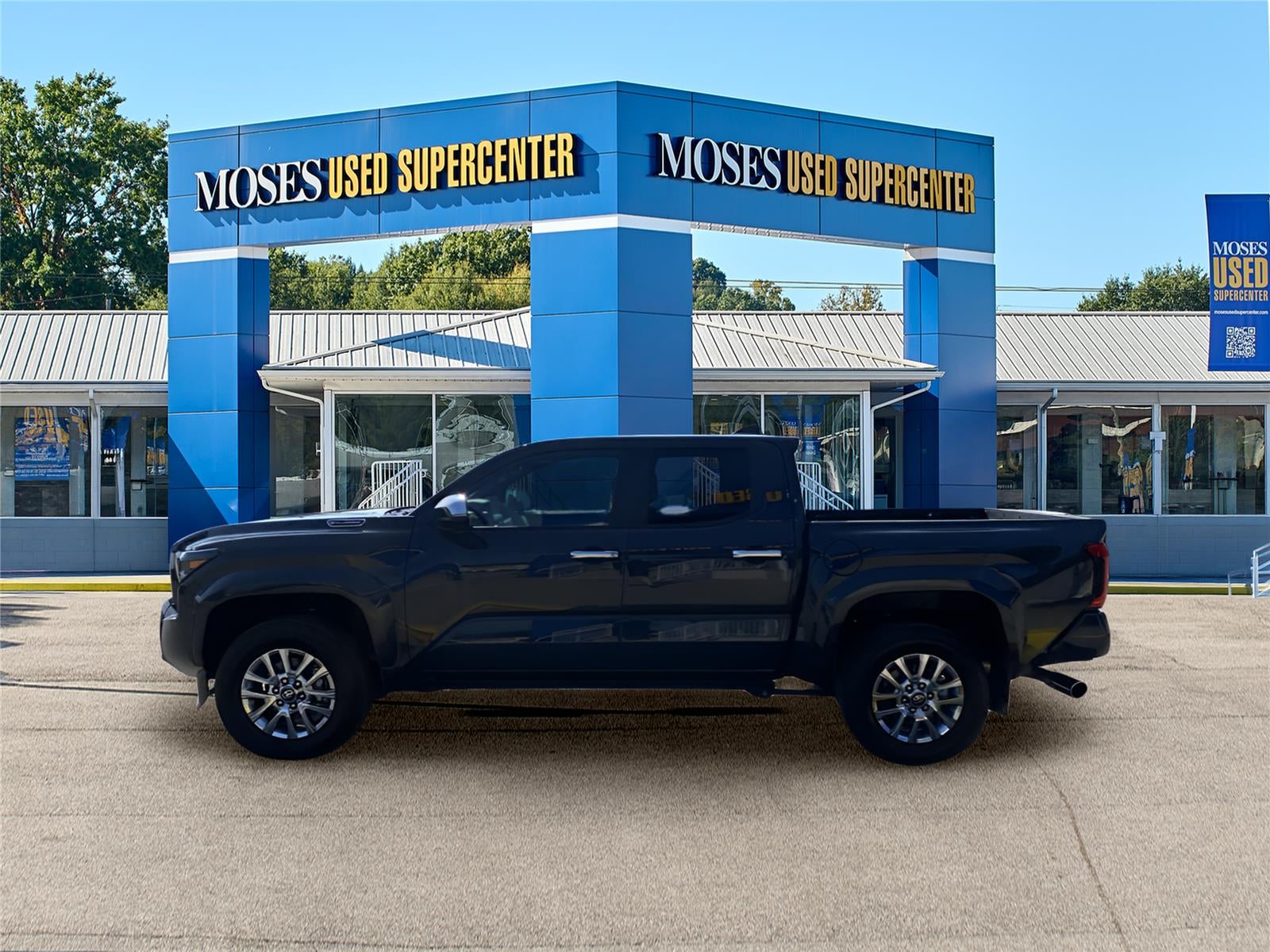 2025 Toyota Tacoma Limited HV