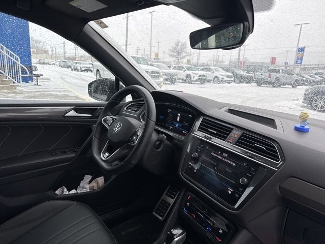 2022 Volkswagen Tiguan 2.0T SE R-Line Black