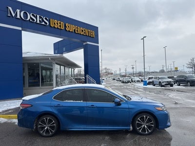 2018 Toyota Camry SE
