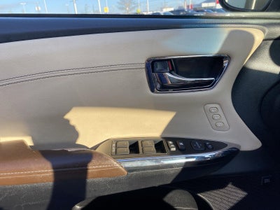 2016 Toyota Avalon Limited