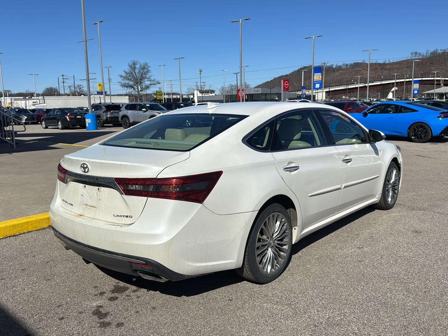 2016 Toyota Avalon Limited