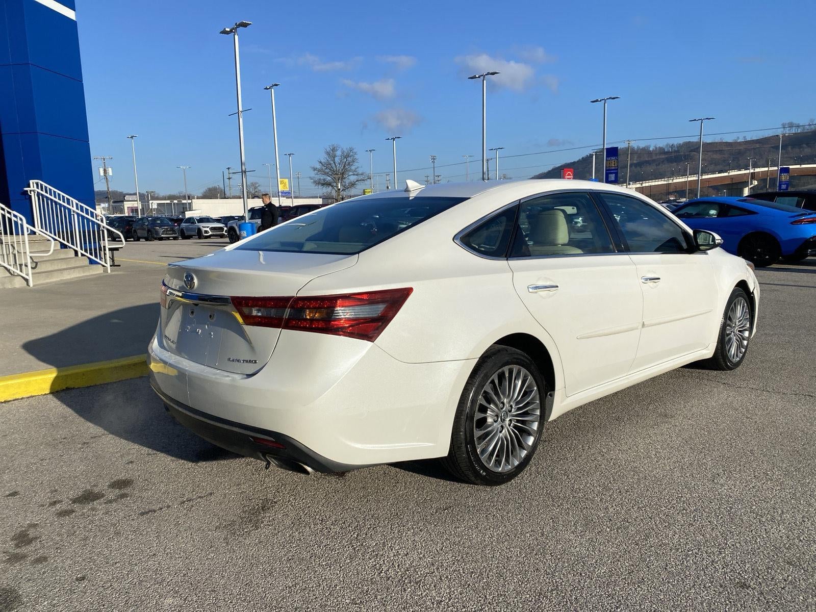 2016 Toyota Avalon Limited