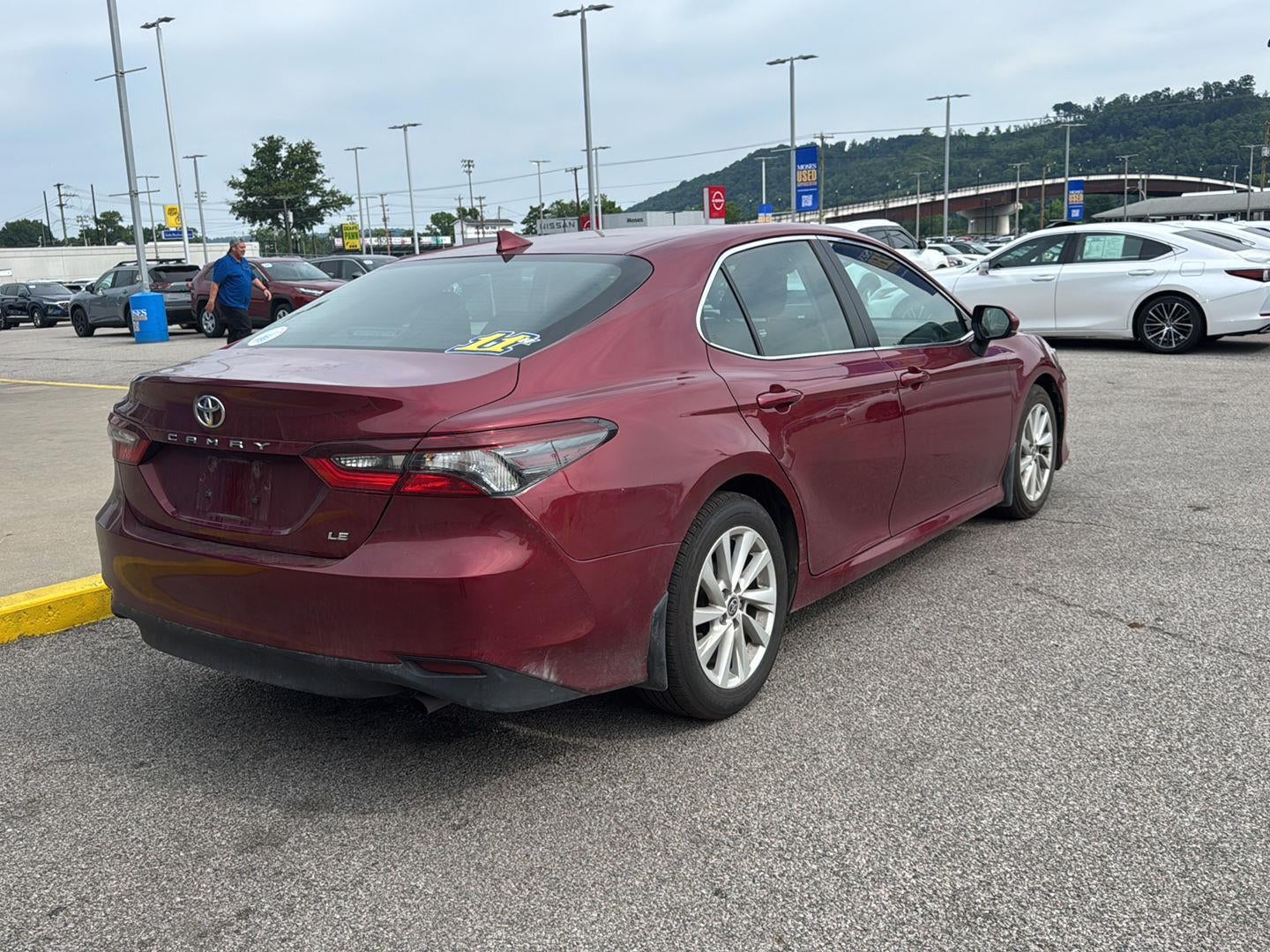 2022 Toyota Camry LE