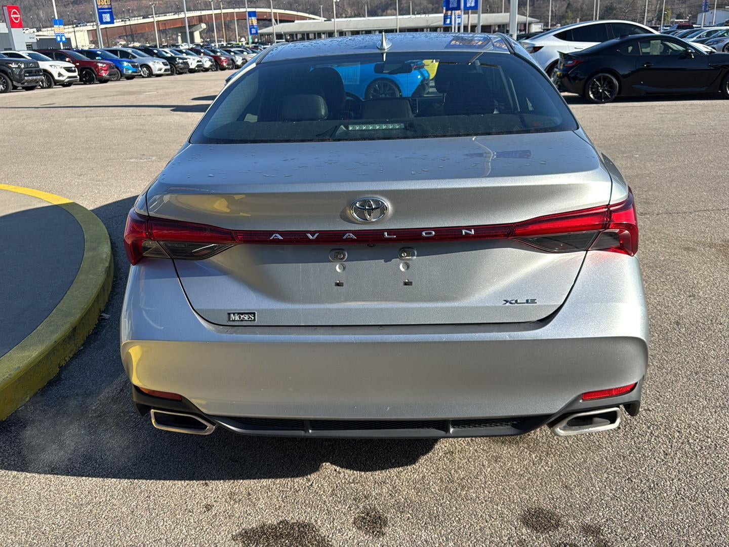 2020 Toyota Avalon XLE