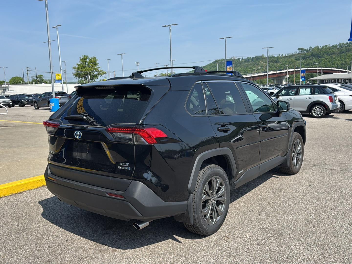 2024 Toyota RAV4 Hybrid XLE Premium
