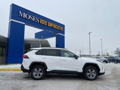 2025 Toyota RAV4 Hybrid LE