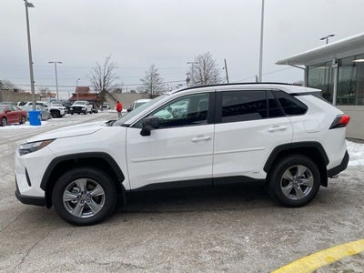 2025 Toyota RAV4 Hybrid LE