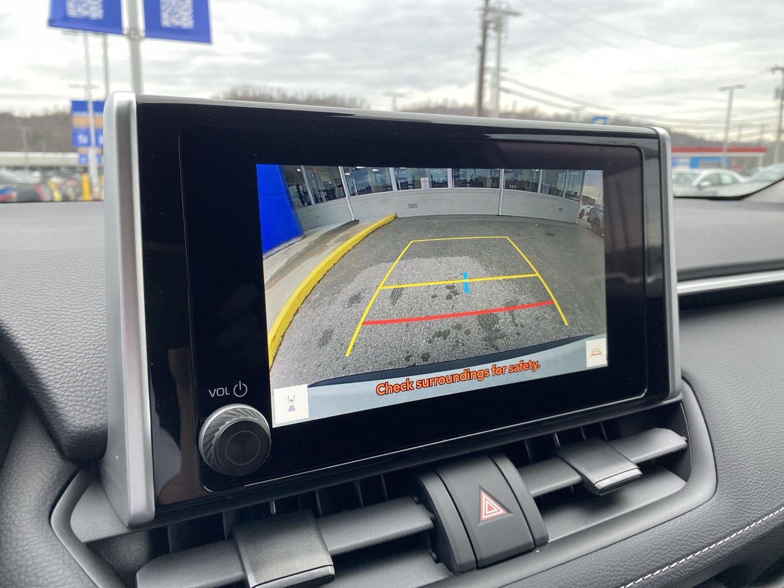 2025 Toyota RAV4 HYBRID XLE AWD