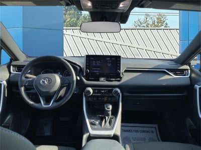 2022 Toyota RAV4 Hybrid SE