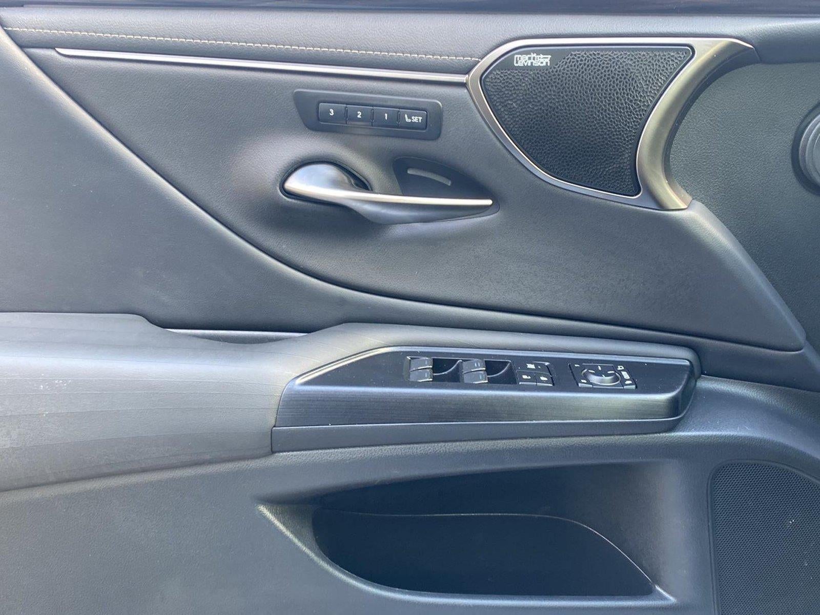 2021 Lexus ES ES 300h