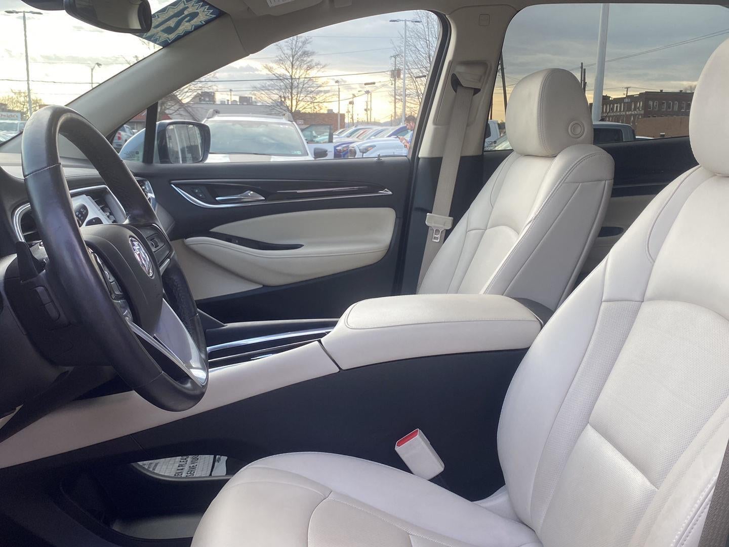 2023 Buick Enclave Essence