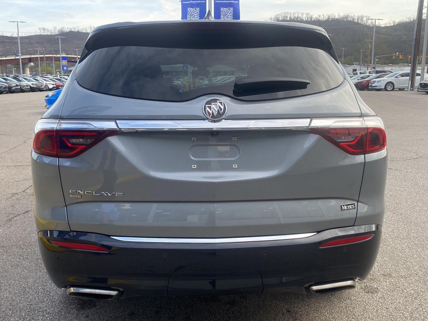 2023 Buick Enclave Essence