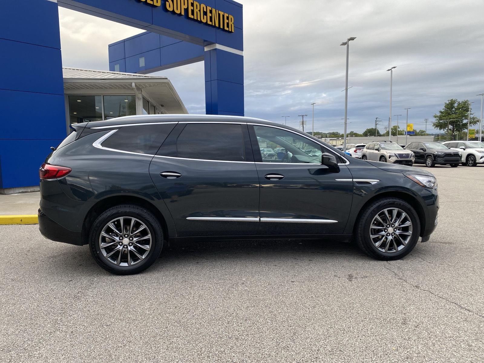 2021 Buick Enclave Essence