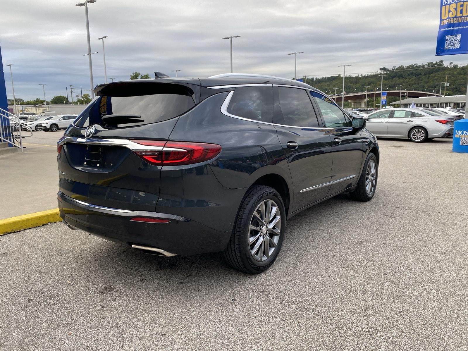 2021 Buick Enclave Essence