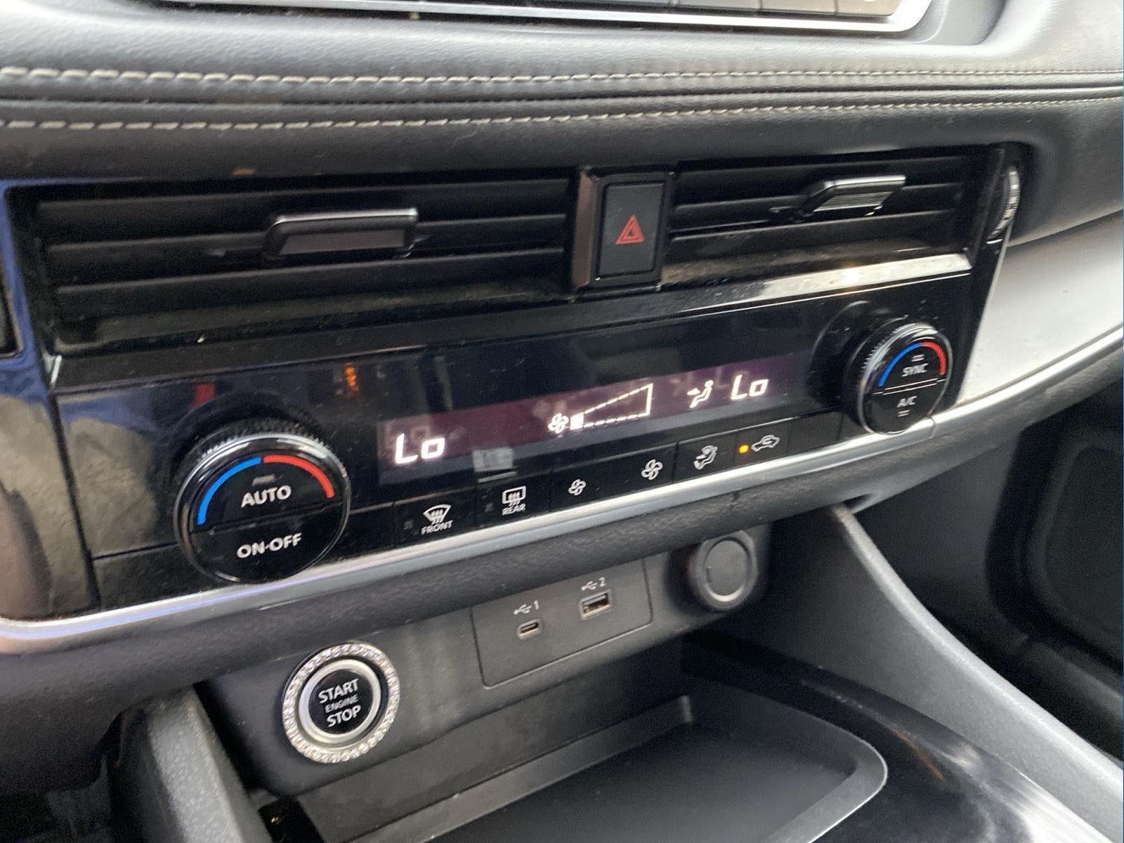 2022 Nissan Rogue SV