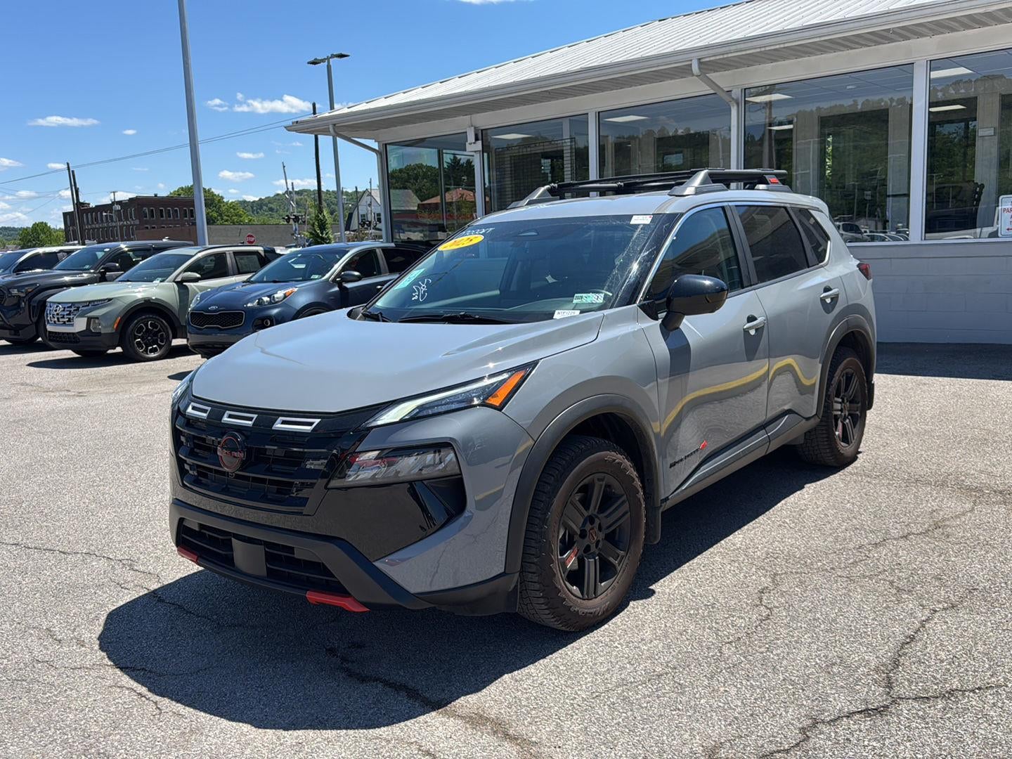 2025 Nissan Rogue Rock Creek