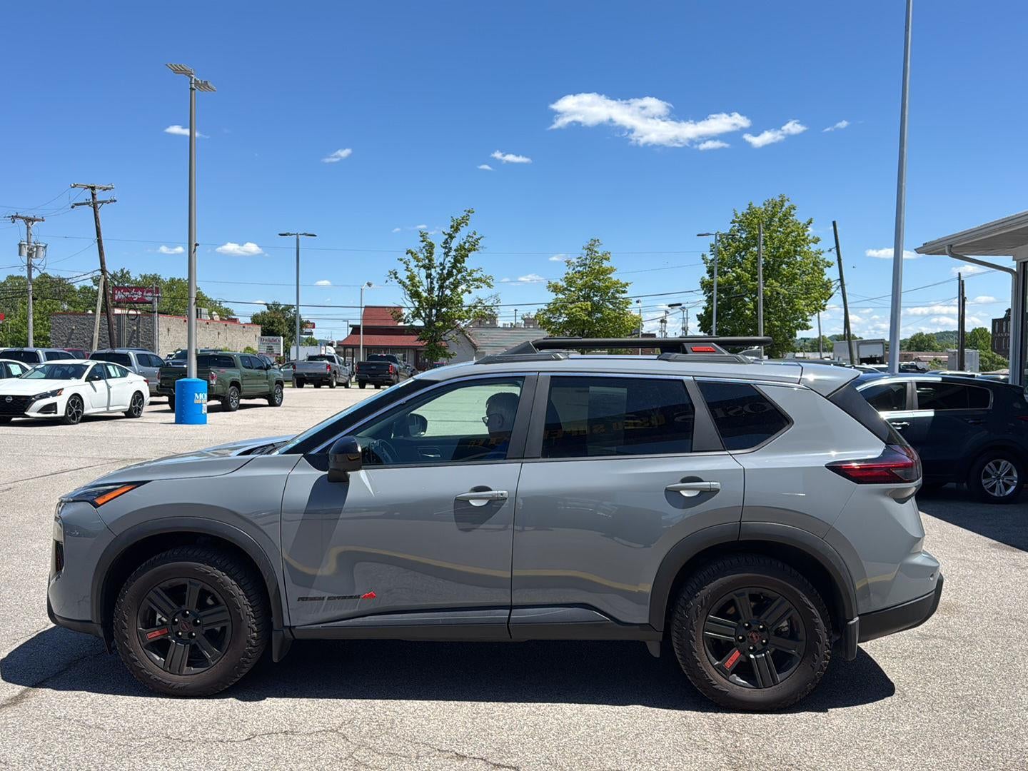 2025 Nissan Rogue Rock Creek