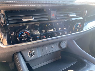 2022 Nissan Rogue SL