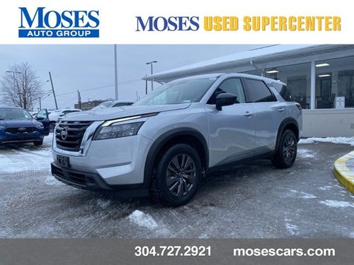 2023 Nissan Pathfinder S