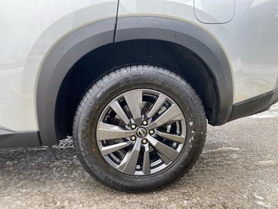 2023 Nissan Pathfinder S