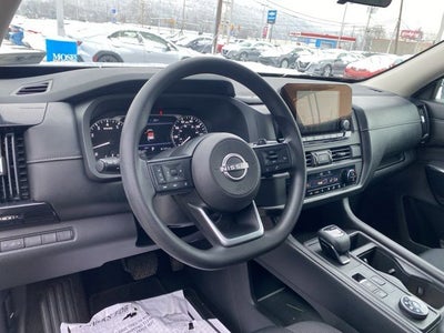 2023 Nissan Pathfinder S