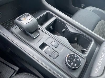 2023 Nissan Pathfinder S